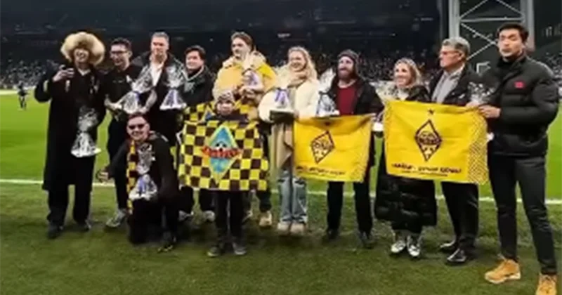 Komandalarını dəstəkləmək üçün 5 min km qət etdilər, mükafatlandırıldılar Video