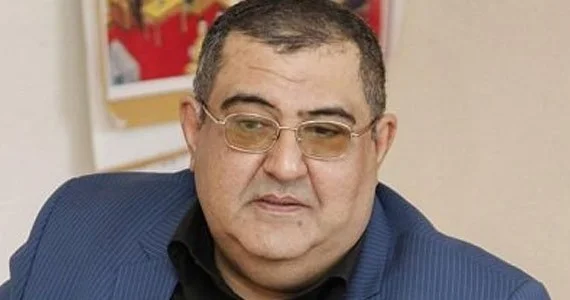 “Xəzər TV”də veriliş Almaxanıma görə yarımçıq saxlanılıb? Müğənninin atası danışdı