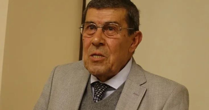 Zihni Göktay qocalar evində qalır