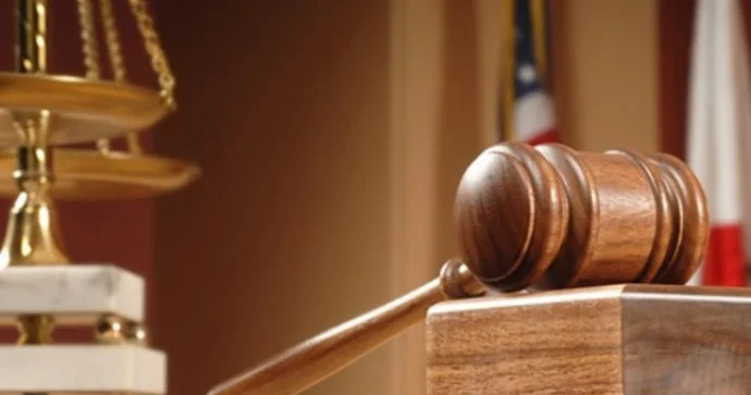 Yeniyetmə qıza əxlaqsızlıq edən gənclə bağlı QƏRAR