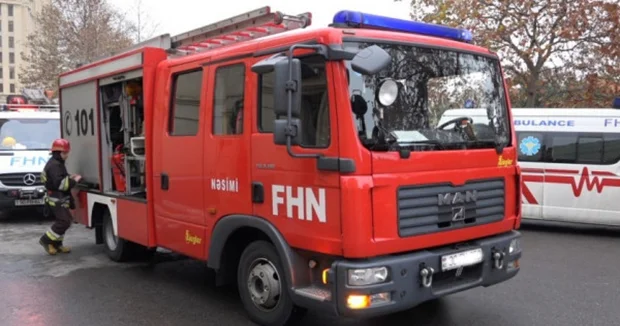 Operativ nəqliyyat vasitəsinin sürücüsü yol hərəkətinin qalan iştirakçılarını təhlükə altına salmamalıdır