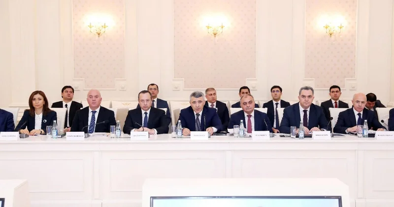 Ali Məhkəmədə hakimlərlə vəkillər arasında görüş olub FOTO