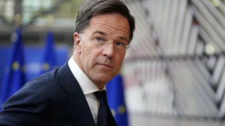 Rutte NATOnun Baltik dənizində hərbi iştirakını artıracağını açıqlayıb