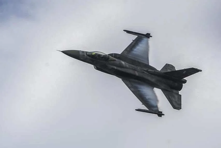 Rusiyalı milyarder vurulan F16 üçün 15 milyon rubl ödəyəcək