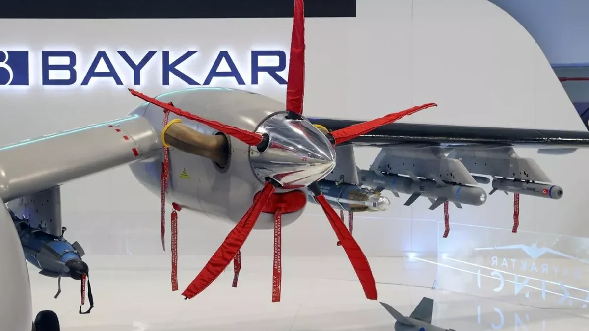 “Baykar” İtaliyanın “Piaggio Aerospace” aviasiya şirkətini alır