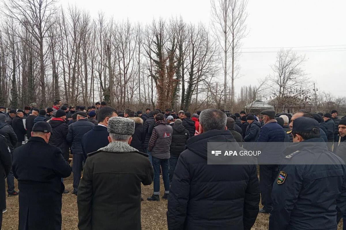 В Балакене похоронили 26летнего парня, погибшего в авиакатастрофе