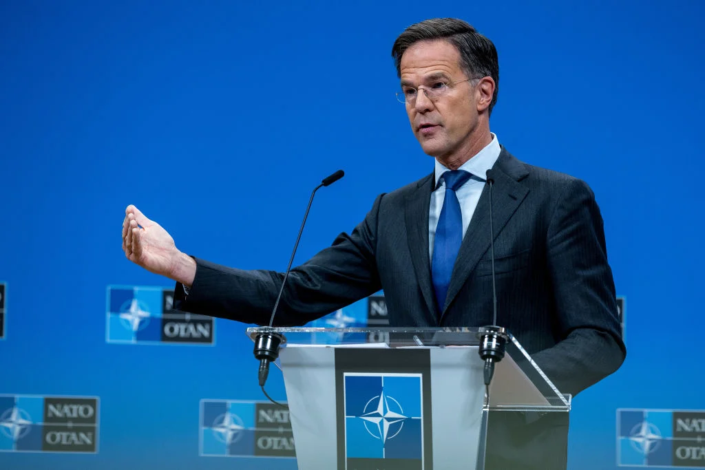 NATO Baltik dənizində hərbi mövcudluğunu artıracaq Rutte