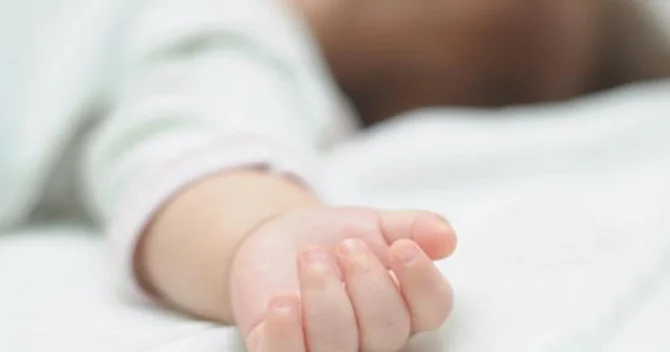 Xaçmazda evdə doğulan körpə öldü