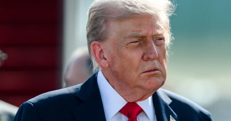 Трамп обвинил демократов в целенаправленном раздувании скандала вокруг дела Эпштейна