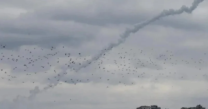 Rusiya Kiyevə və ətraf bölgəyə kütləvi hücumlar edib