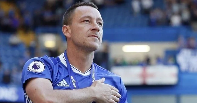 Çelsi nin əfsanəvi oyunçusu İngiltərədə klub çalışdıra bilər