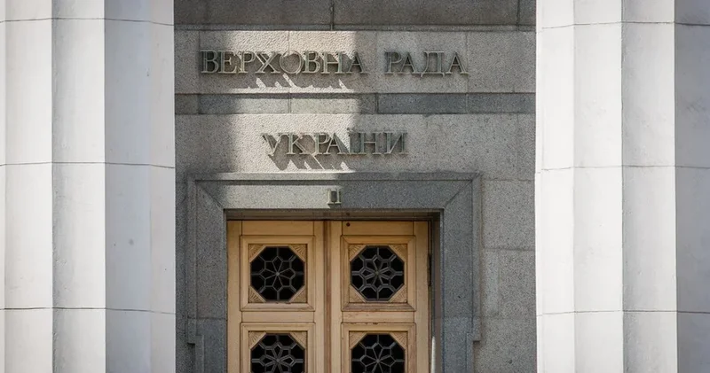 НАБУ и САБ разоблачили преступную группу, в которую входят действующие депутаты