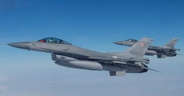 Rusiya hava məkanını pozdu: Polşa qırıcıları qaldırdı