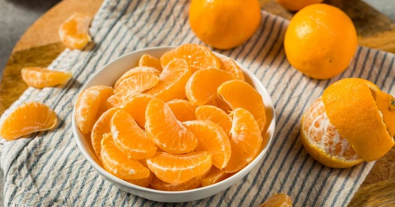 Gündə neçə naringi yeyə bilərsiniz?