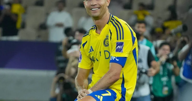 Ronaldo karyerasındakı qol sayını 956 ya çatdırıb