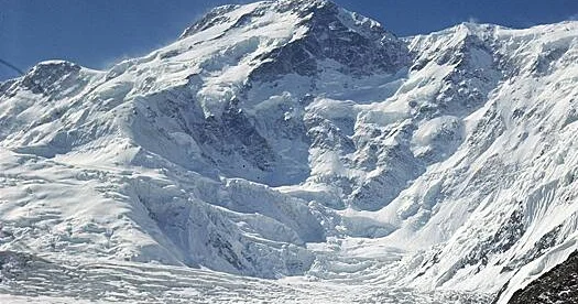 Qazaxıstanda bir qrup alpinist itkin düşüb...