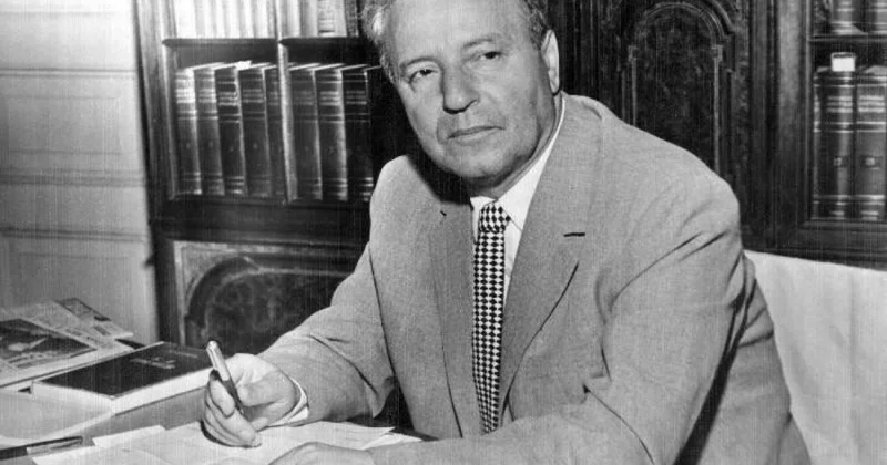 Tənqidimizin vicdanı Məmməd Arif Tələbəsi Kamal Talıbzadə onu necə xarakterizə edirdi?