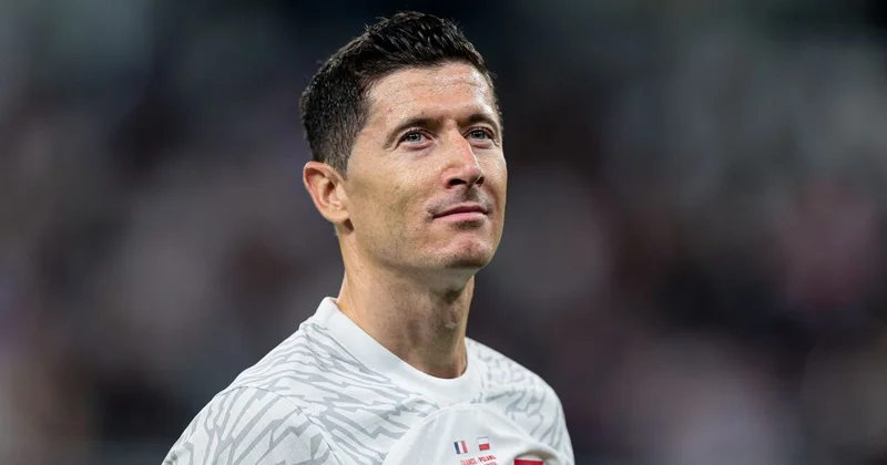 Levandovski futbol karyerasının son illərində nələrə nail olmaq istədiyindən danışıb