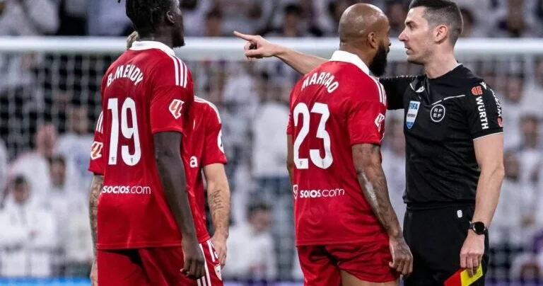 “Real”la oyunda baş verənlərə görə cəzalandırıldı