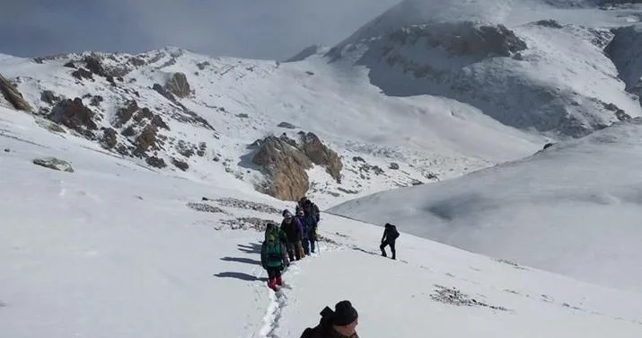 Qazaxıstan dağlarında itkin düşmüş iki alpinistin cəsədləri tapıldı