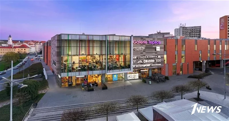 В Чехии людей эвакуировали из торгового центра из за угрозы стрельбы