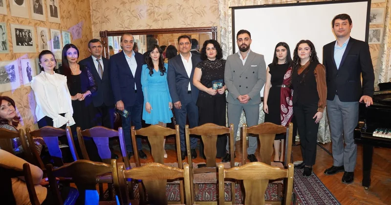 В рамках проекта Гости Бюльбюля прошел вечер к 110 летию легендарного Рашида Бейбутова (ФОТО)