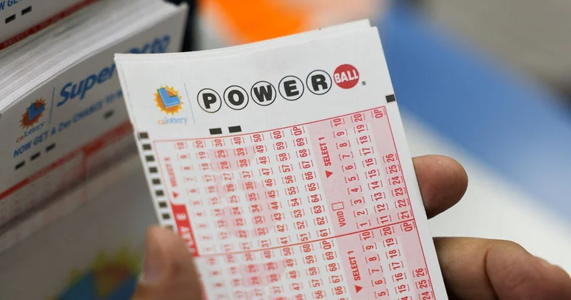 Заправился и разбогател: американец сорвал джекпот на $1,8 млрд