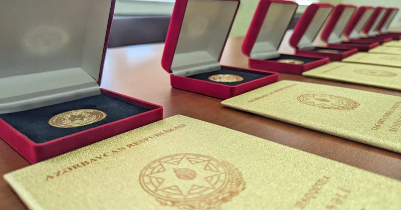 Qızıl və gümüş medal alan məktəblilərin sayı AÇIQLANDI