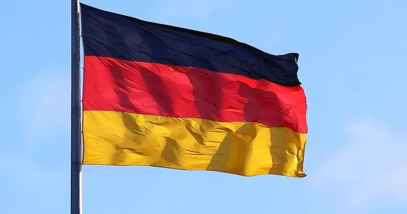 Немцы ожидают усиления ультраправых на выборах 2026 года