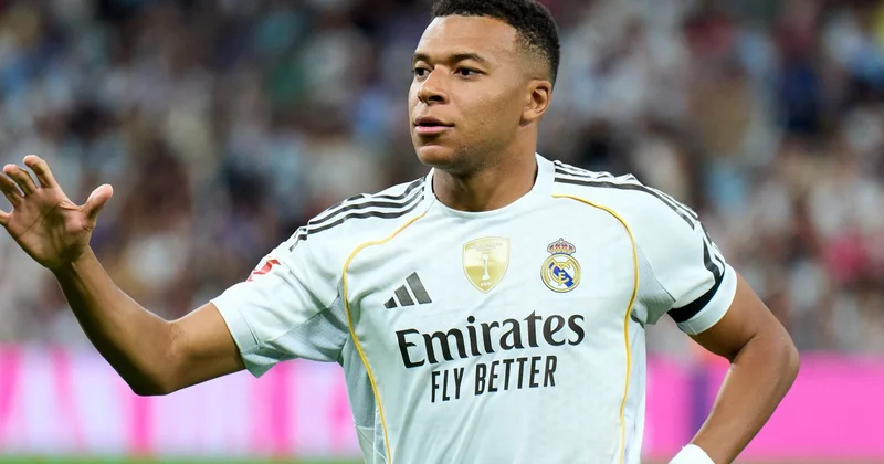 Mbappe Mərakeş yığmasının Mali ilə matçına Hakiminin nömrəsi yazılan köynəklə qatılıb FOTO/VİDEO