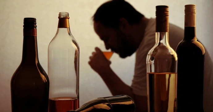 Avropada alkoqol istifadəsi hər il təxminən 800 min ölümə səbəb olur ÜST