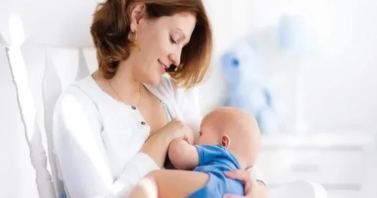 Mikroplastiklər hətta ana südündə də var