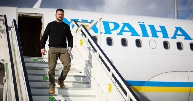 Зеленский прибыл в Канаду