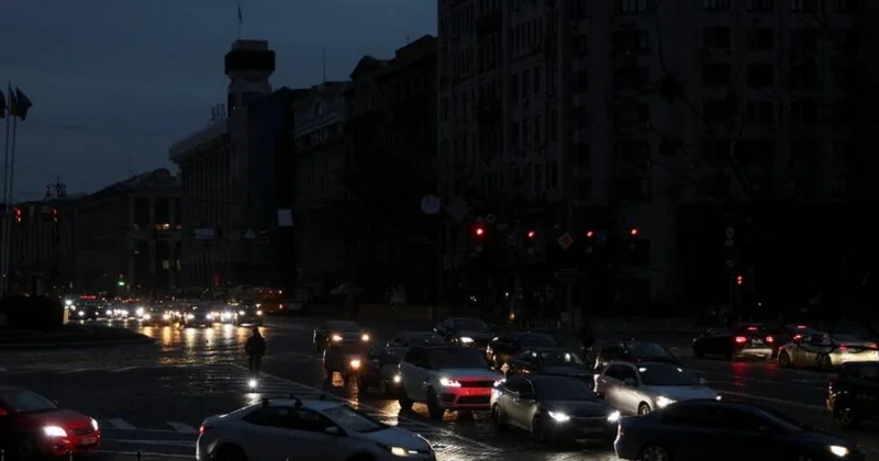 Kiyev işıqsız qaldı