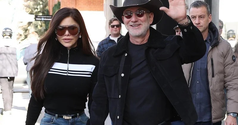 Отросшая щетина и ковбойская шляпа: как изменился Джефф Безос