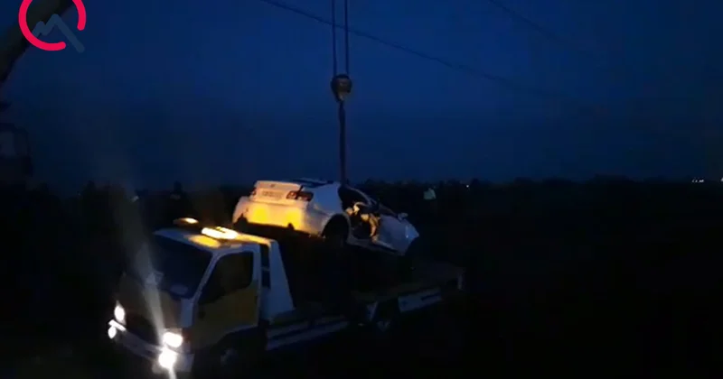 Toya gedirdilər, avtomobilləri kanala düşdü Ölən və yaralananlar var