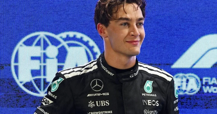 Rassel özünü əfsanəvi Şumaxerlə müqayisə edib