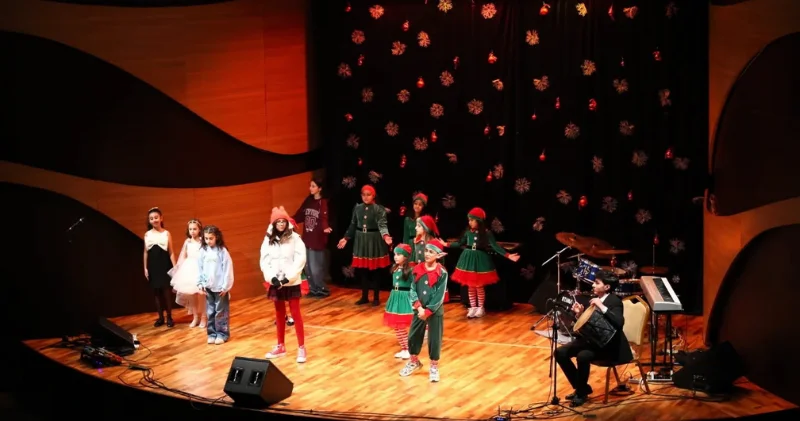 В Баку прошел новогодний концерт Magic Bridge ФОТО