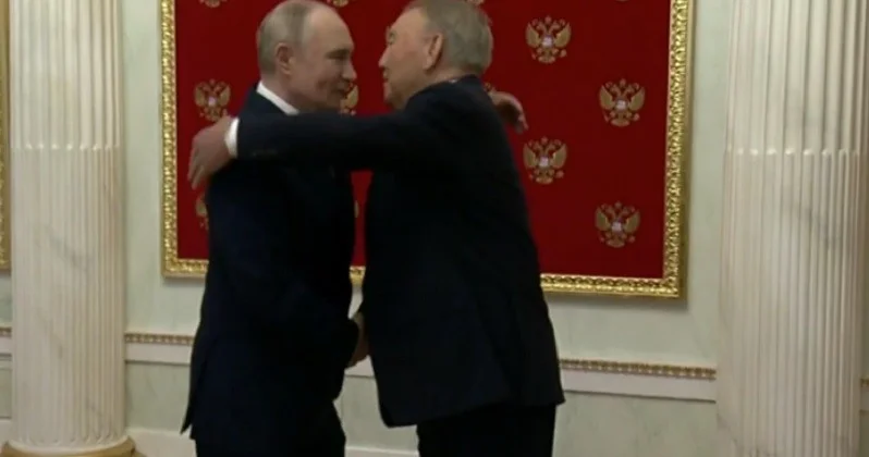 Путин встретился с Назарбаевым