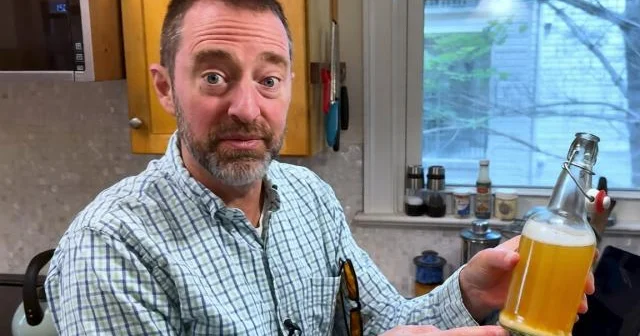 Amerikalı virusoloq antiviral pivə yaradıb və içib...