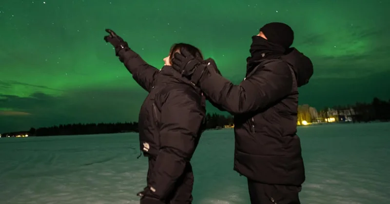 Arda Gülər sevgilisi ilə şimal işıqlarını izlədi Fotolar