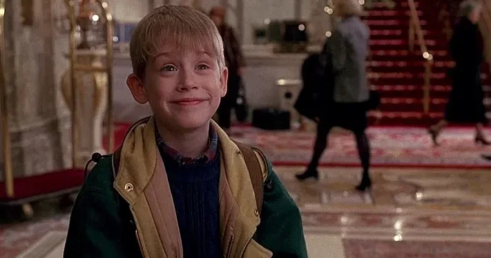 Школьник повторил сценарий Один дома , сумев спастись от грабителей