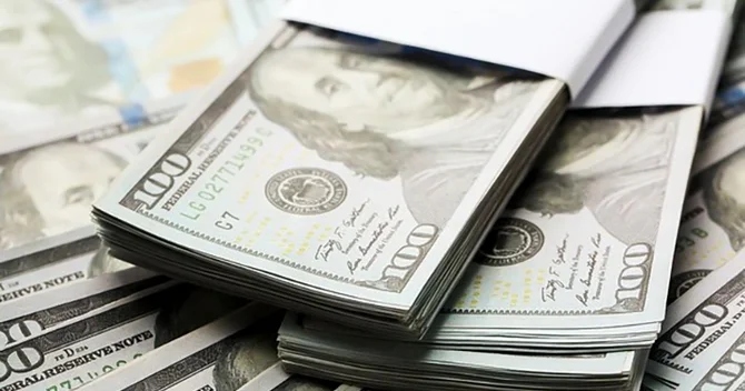 Bakı sakinindən İDDİA: Moskvada 200 min dolları mənimsənildi