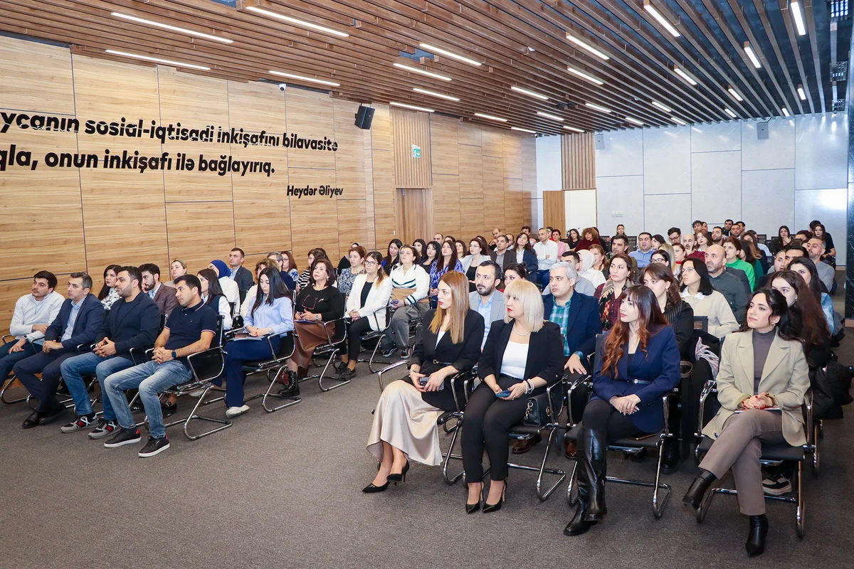 Mənfəət vergisi bəyannaməsi və Vergi Məcəlləsindəki dəyişikliklərlə bağlı seminar keçirilib FOTO