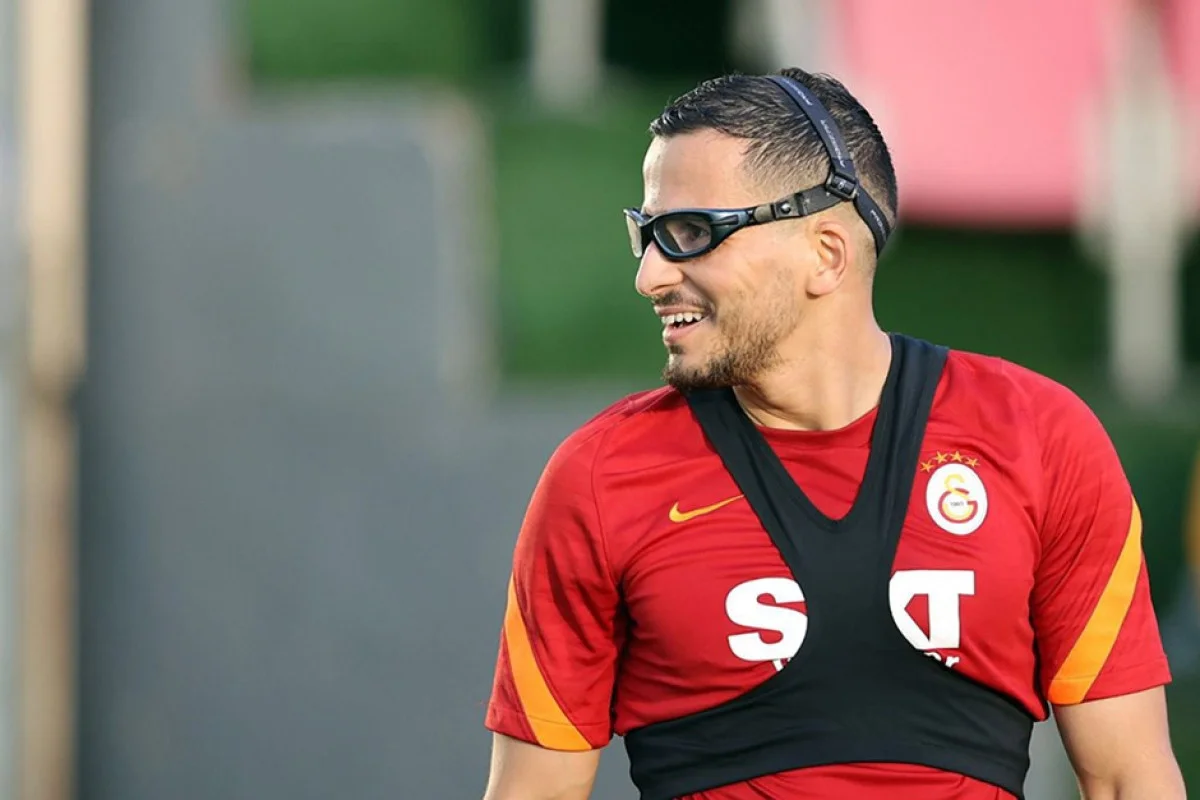 Sabiq Qalatasaray lı karyerasını bitirib