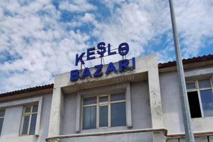 Keşlə bazarı köçürülüb Bazarın yeni yerindən razı olanlar da var, narazı olanlar da