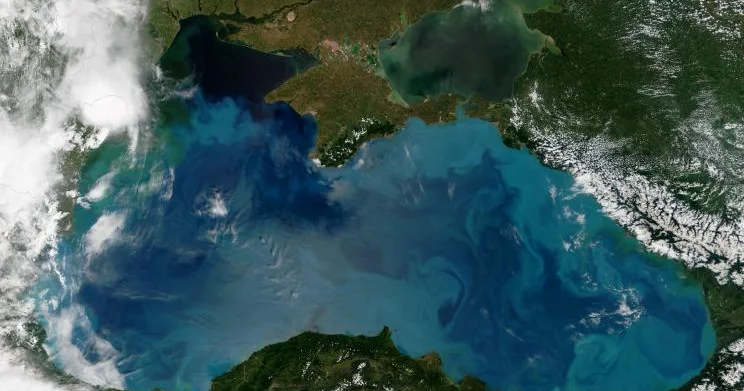 Qara dənizdə mina tapıldı, ərazi mühasirəyə alındı Foto