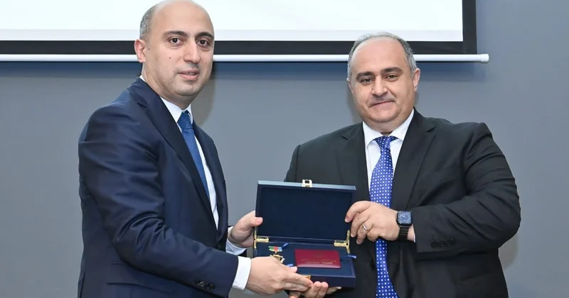 Bu universitetdə müəllimlərin maaşı iki dəfə artırıldı