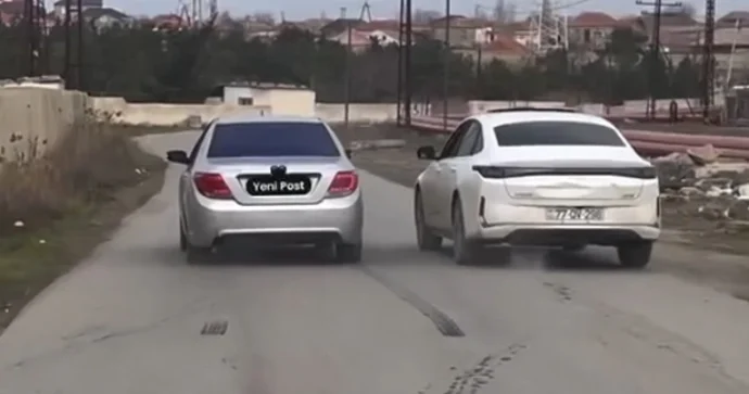 Məhəlləarası yolda yarışa çıxdılar, yol polisi araşdırmaya başladı VİDEO