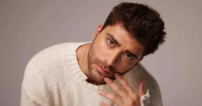 Komanda ilə ağlayaraq vidalaşdı